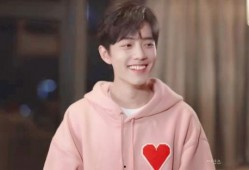 路人吃瓜肖战,揭秘肖战背后的故事